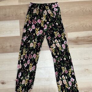 Floral Plisse Pants
